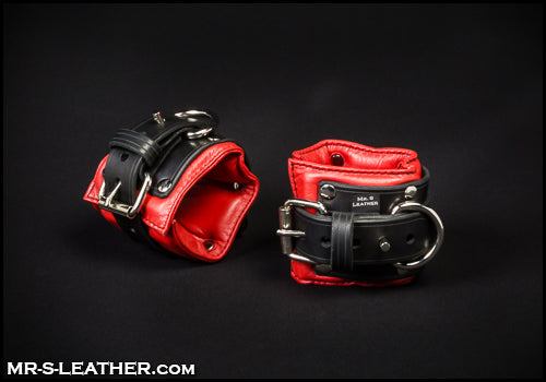 Fetters Padded Locking Wrist Restraints
