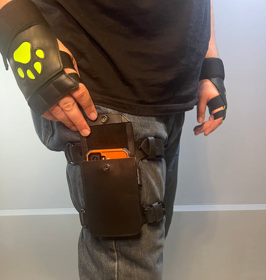 Dark Room Phone Holster